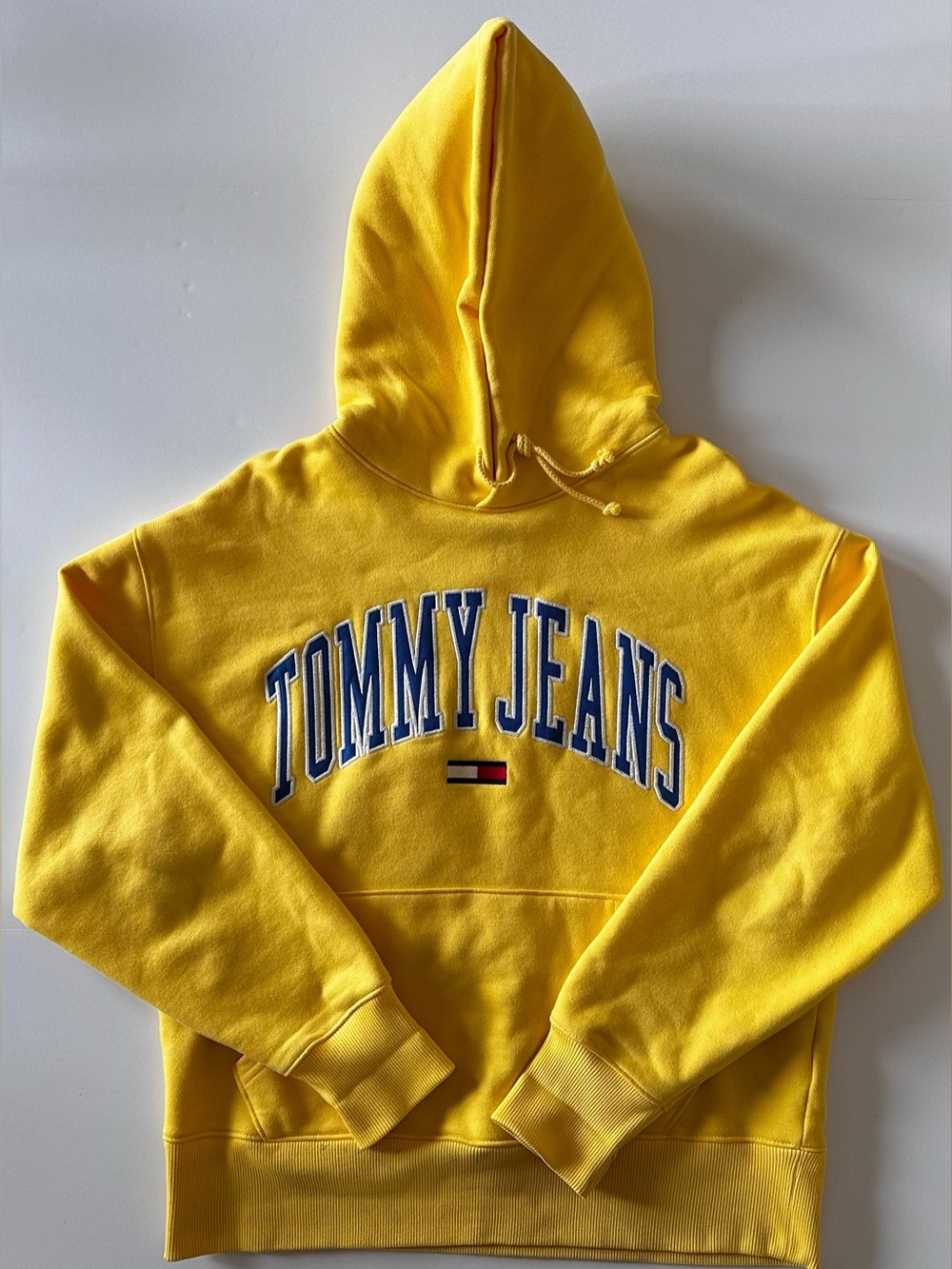 Retro Tommy Jeans Embroidered Logo Pullover Hoodie Sweatshirt Men’s M Yellow